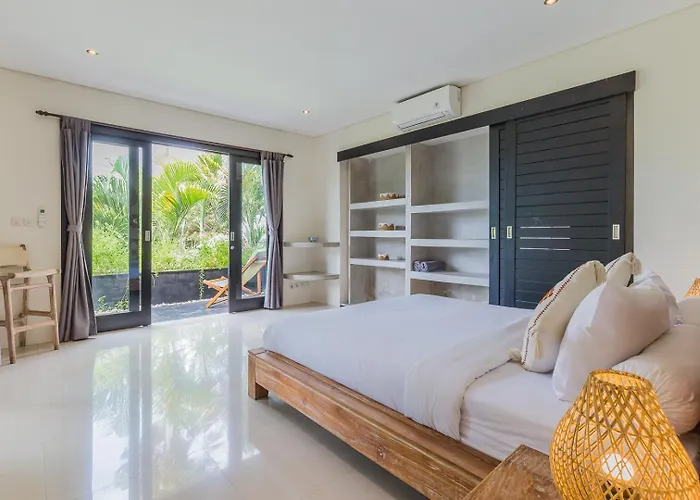Beautiful Huge 4 Bedrooms In