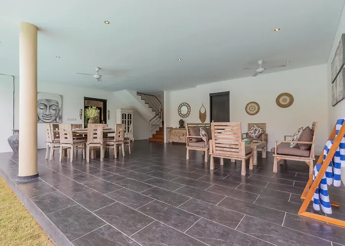 Villa Beautiful Huge 4 Bedrooms In Canggu