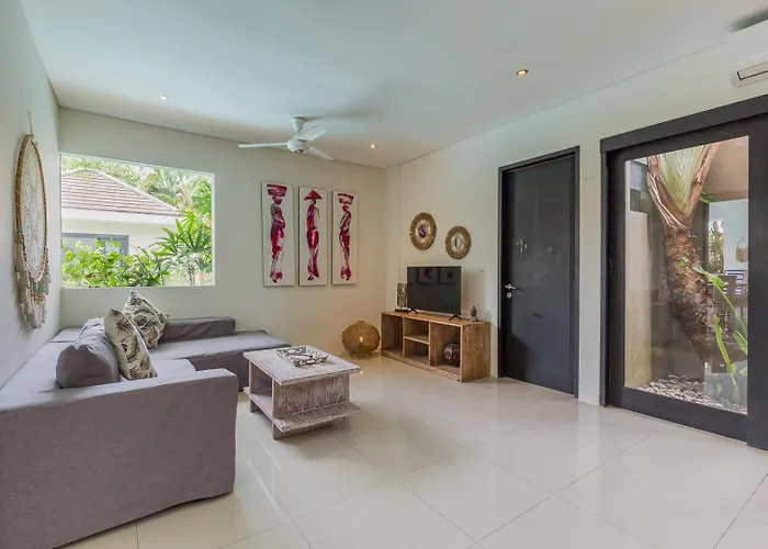 Beautiful Huge 4 Bedrooms In Canggu