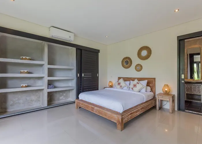 Villa Beautiful Huge 4 Bedrooms In