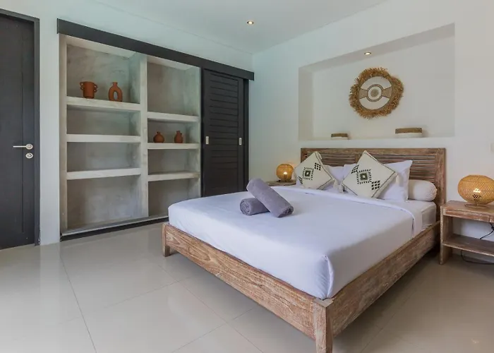 Villa Beautiful & Huge 4 Bedroom In *